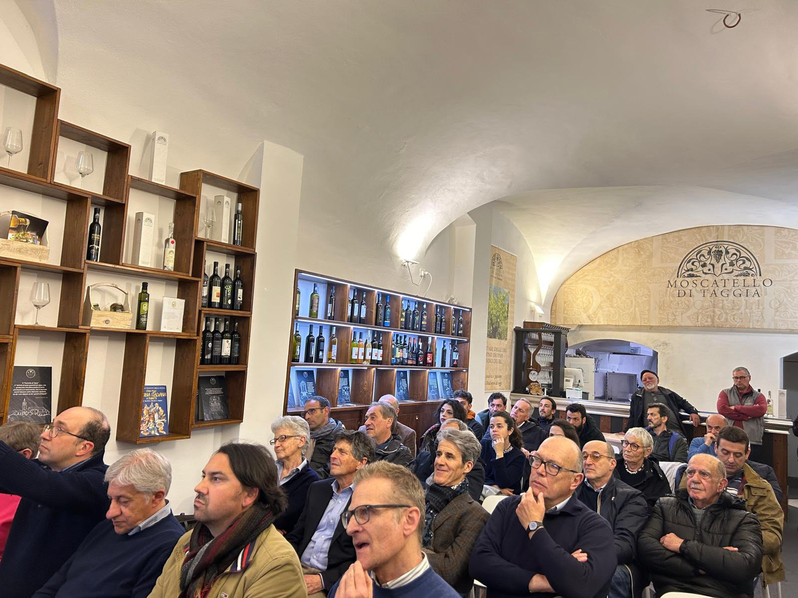 Taggia, l'appello dei viticoltori al vice presidente Piana: "Meno burocrazia, più ettari"