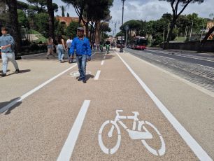 Roma, inaugurata la ciclabile Monte Ciocci-San Pietro tra stazioni e vie storiche