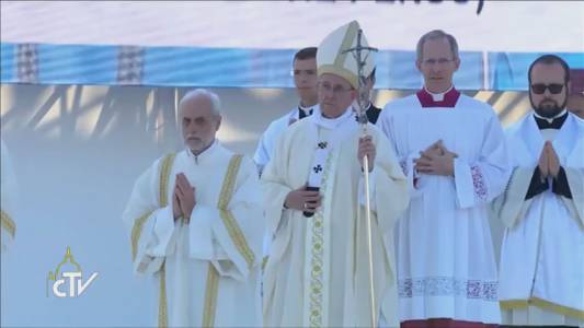 Morte Papa Francesco, quel 'Ma se ghe penso' cantato in suo onore per la visita a Genova (VIDEO)