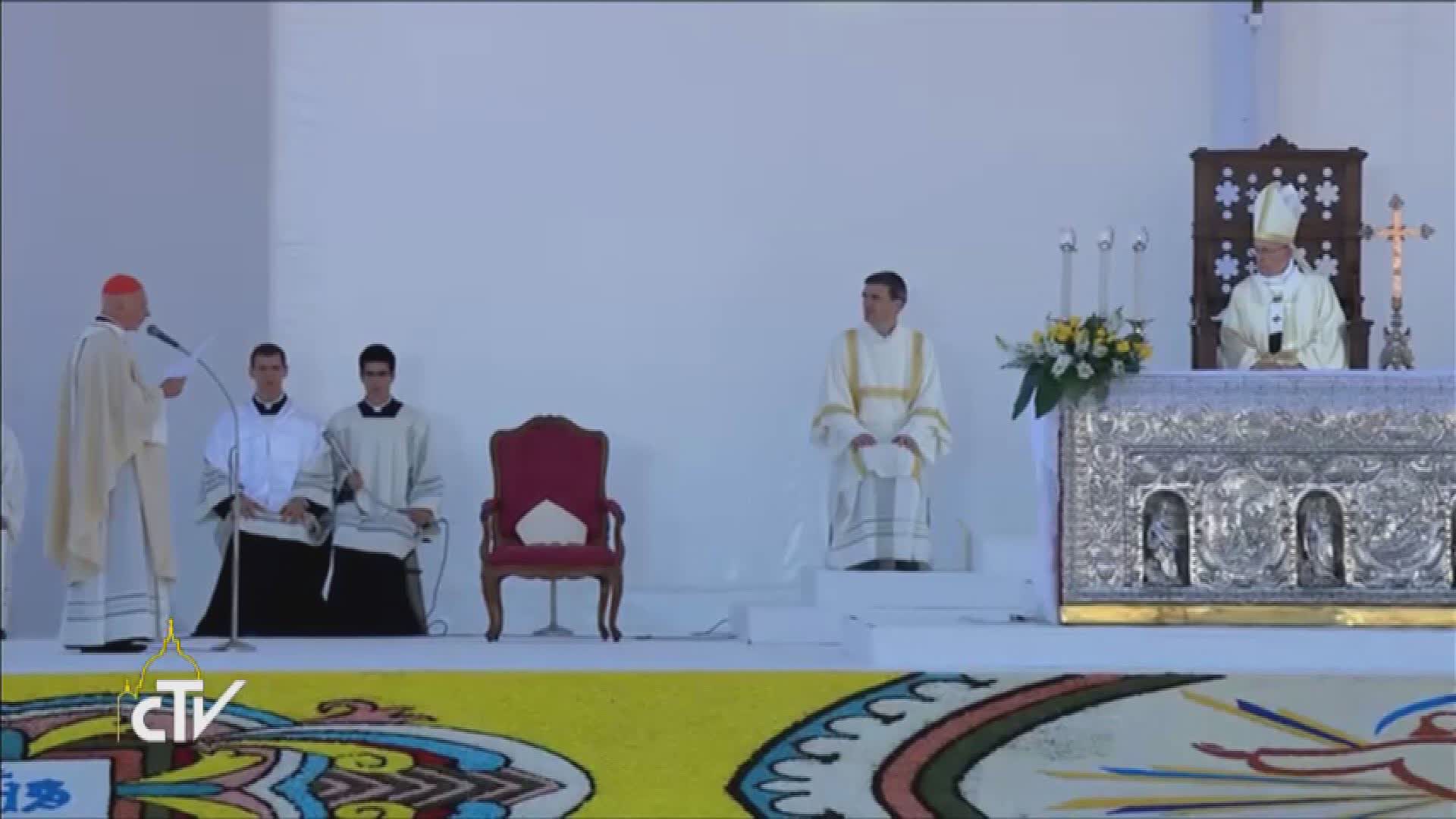 Morte Papa Francesco, il saluto di Bagnasco per la visita del 2017: "Grazie per una giornata che Genova non dimenticherà"