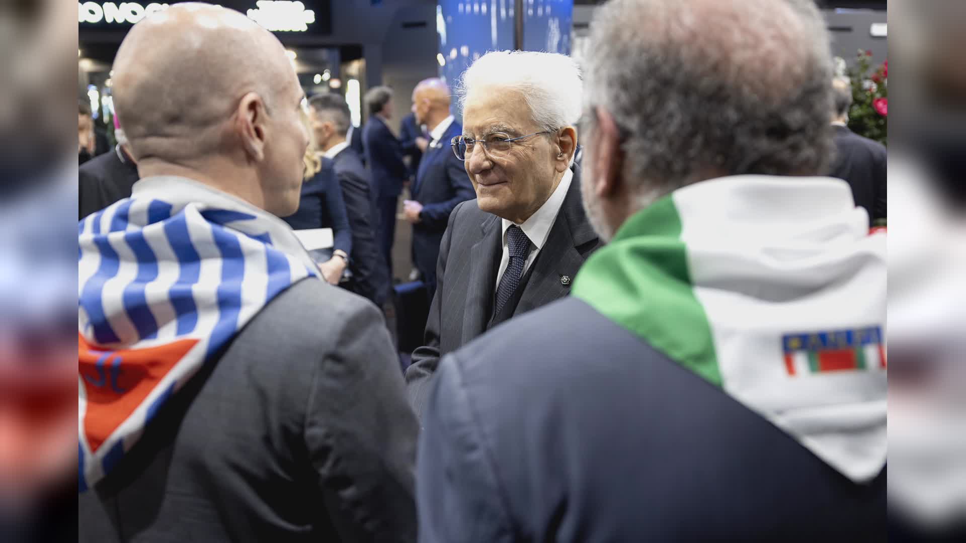 Mattarella a Genova, “È sempre tempo di Resistenza”: libertà e democrazia non si difendono da sole