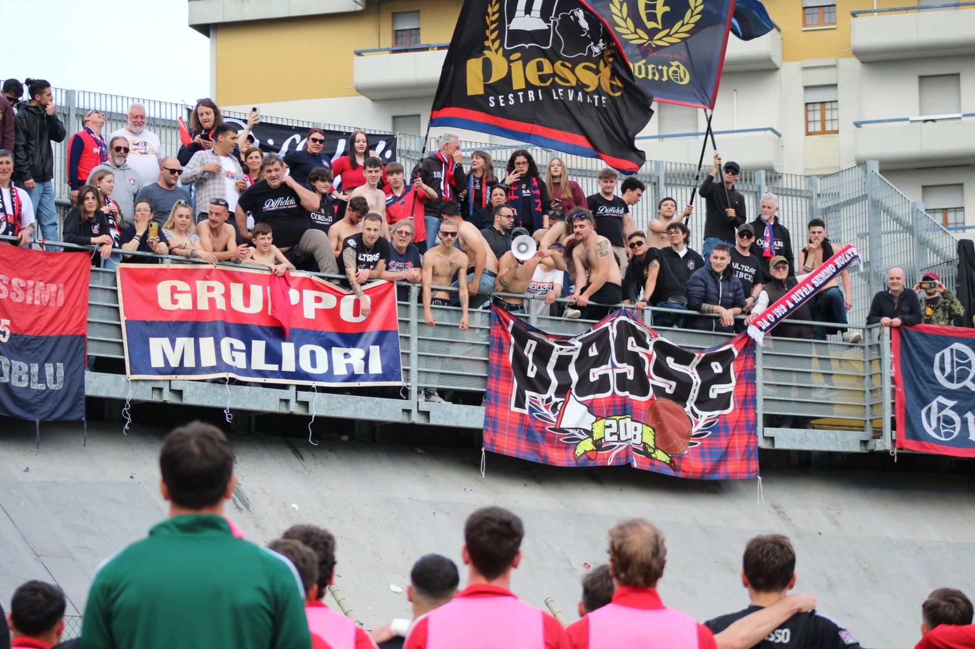 Calcio, serie C: Sestri Levante, spareggio salvezza con la Lucchese il 10 maggio al Sivori e il 17 al Porta Elisa