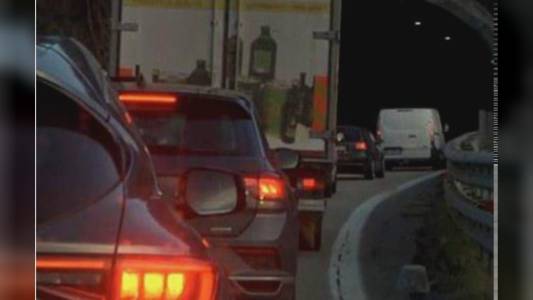 Autostrade: caos sulla A12, coda fino a 10 km da Rapallo verso Genova, attorno alle 21 ritorno alla normalità