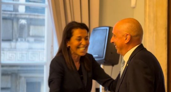 Falteri e Rosso lanciano la campagna elettorale a palazzo Pallavicino: "Uniti per non tornare indietro"