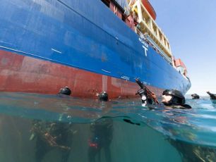 Porto della Spezia, simulato attacco terroristico a una nave: forze speciali italiane e tedesche in esercitazione per dieci giorni