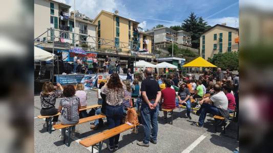 Genova, torna il Cravastreet Festival: giornata di festa per costruire una biblioteca di quartiere