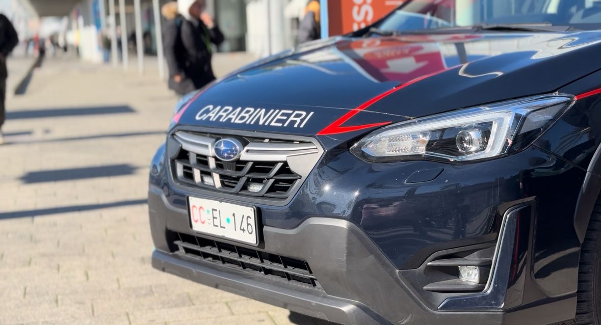 Minaccia i passanti a Pegli e colpisce un anziano, arrestato un uomo senza fissa dimora