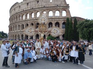Rapallo, il Cristo di Sant’Andrea di Foggia arriva a Roma per il Giubileo delle Confraternite