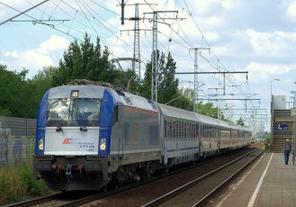 Polonia, Hitachi Rail porta l’ETCS Livello 2 sulla linea Varsavia-Radom: via libera alla modernizzazione ferroviaria