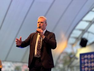 Piciocchi rivendica ambizione e risultati: "Dite un grande Si per Genova"