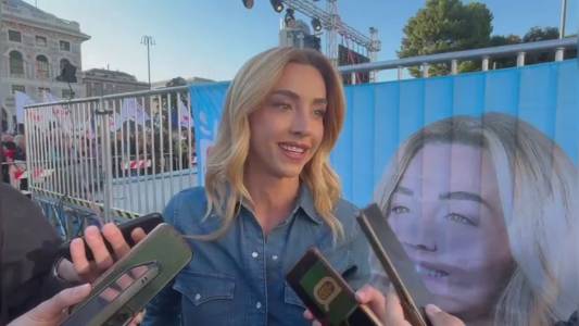 Elezioni Genova, Silvia Salis chiude la campagna elettorale del centrosinistra: "Con noi futuro e rinascita"