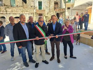 Liguria, rigenerazione urbana: riqualificati due nuovi spazi a Ceriana e Bajardo grazie ai fondi regionali