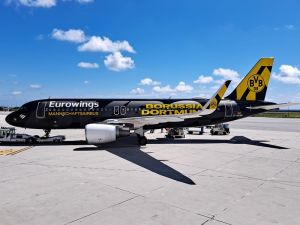 Genova, aereo del Borussia Dortmund avvistato al Colombo: ma era un volo charter da Dusseldorf