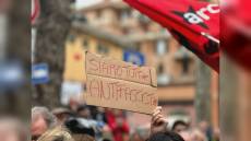 Genova, falsa aggressione fascista: la presunta vittima dovrà rispondere di simulazione di reato