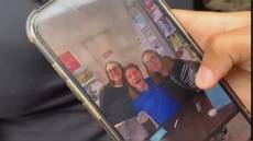 Genova, Alfa incontra i fan alla Mondadori di via XX Settembre: in centinaia in coda con il pass per il firmacopie “deluxe”