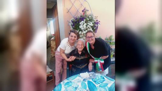 Calice al Cornoviglio in festa per i 105 anni di Maria Falconi
