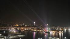 Ultima notte di luci per la Vespucci, domani salpa verso il Mediterraneo