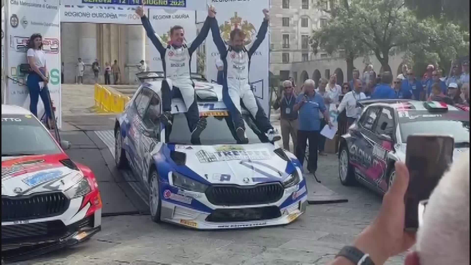 Pinzano e Turati dominano il 41° Rally della Lanterna: Silvia Salis premia i vincitori sul podio 