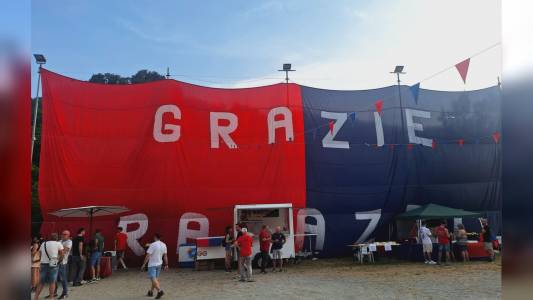 Apertura con il botto per la festa del Genoa Club Campomorone