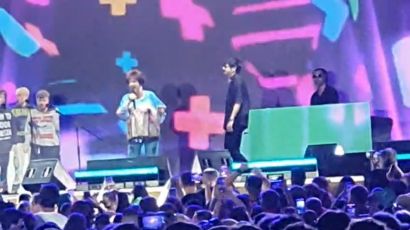 105 Summer Festival, in 40mila in piazza della Vittoria: musica, luci e l’energia di tanti giovani 