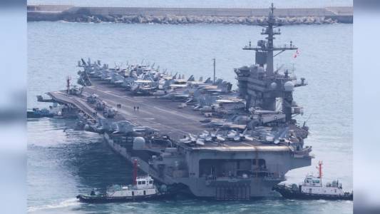 Attacco USA all'Iran: Teheran promette vendetta, il mondo col fiato sospeso