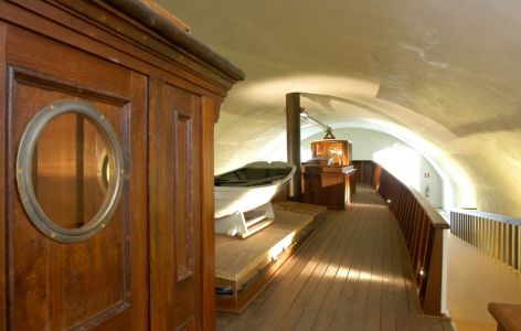 Notte di mare e di memorie: visite notturne al lume di torcia al Galata Museo del Mare