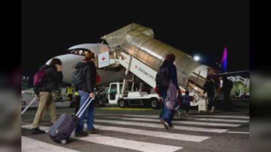 Guasto radar Milano: al 'Colombo' un volo cancellato e uno dirottato, dopo un sabato di caos tornata la normalità negli aeroporti del Nord