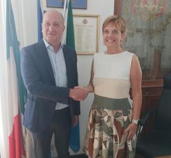 Cambio in giunta a Rapallo: Fratelli d’Italia contesta la nomina del nuovo assessore Mustorgi dopo le dimissioni di Piazza 