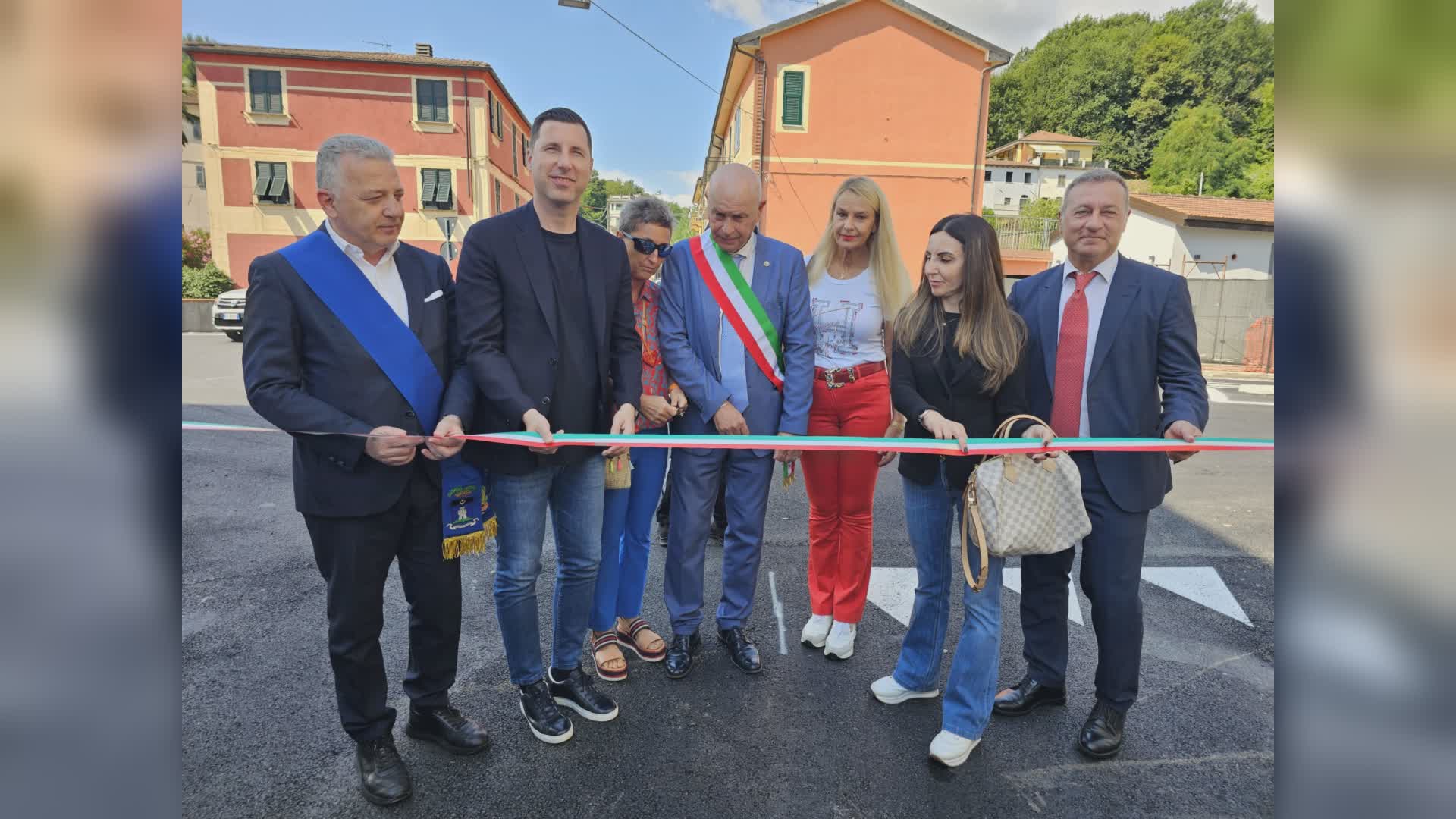 Vezzano Ligure, inaugurata la nuova rotonda di Bottagna: investimento da 310mila euro