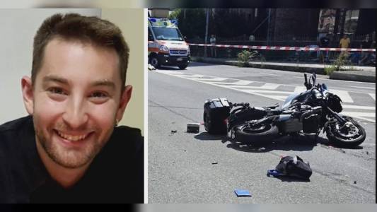 Genova, morte in servizio del vigile Alessio Gaglia: Procura indaga su velocità, visibilità e dinamica dell’impatto