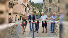 Vernazza, inaugurata la rinnovata piazzetta dei caduti