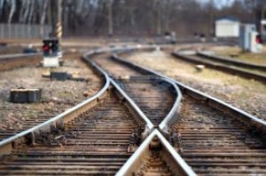 Regno Unito: governo accelera sulla privatizzazione dei servizi ferroviari