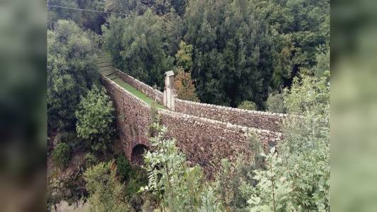 Liguria, un milione di euro per i sentieri dell'entroterra: al via il nuovo bando regionale