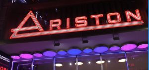 Estate e risate all’Ariston di Sanremo: musica, danza e comicità nel cartellone agosto-settembre 2025