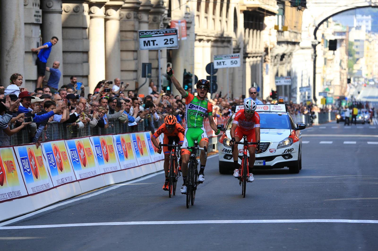 Ciclismo: il Giro dell'Appennino brilla sulle strade spagnole di San Sebastian 