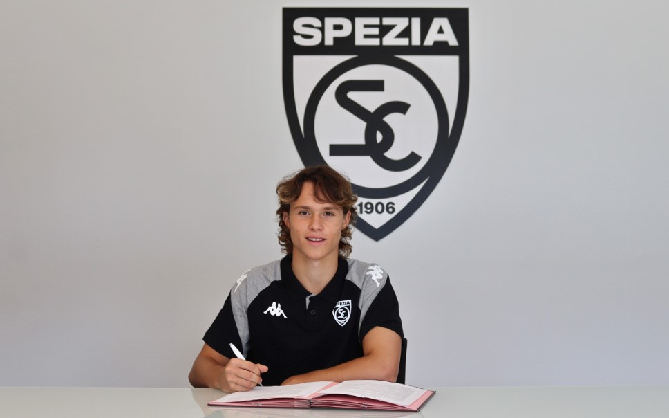 Spezia, abbonamenti: prolungata vendita libera dopo il nuovo primato di tessere. Mercato: fatta per Comotto