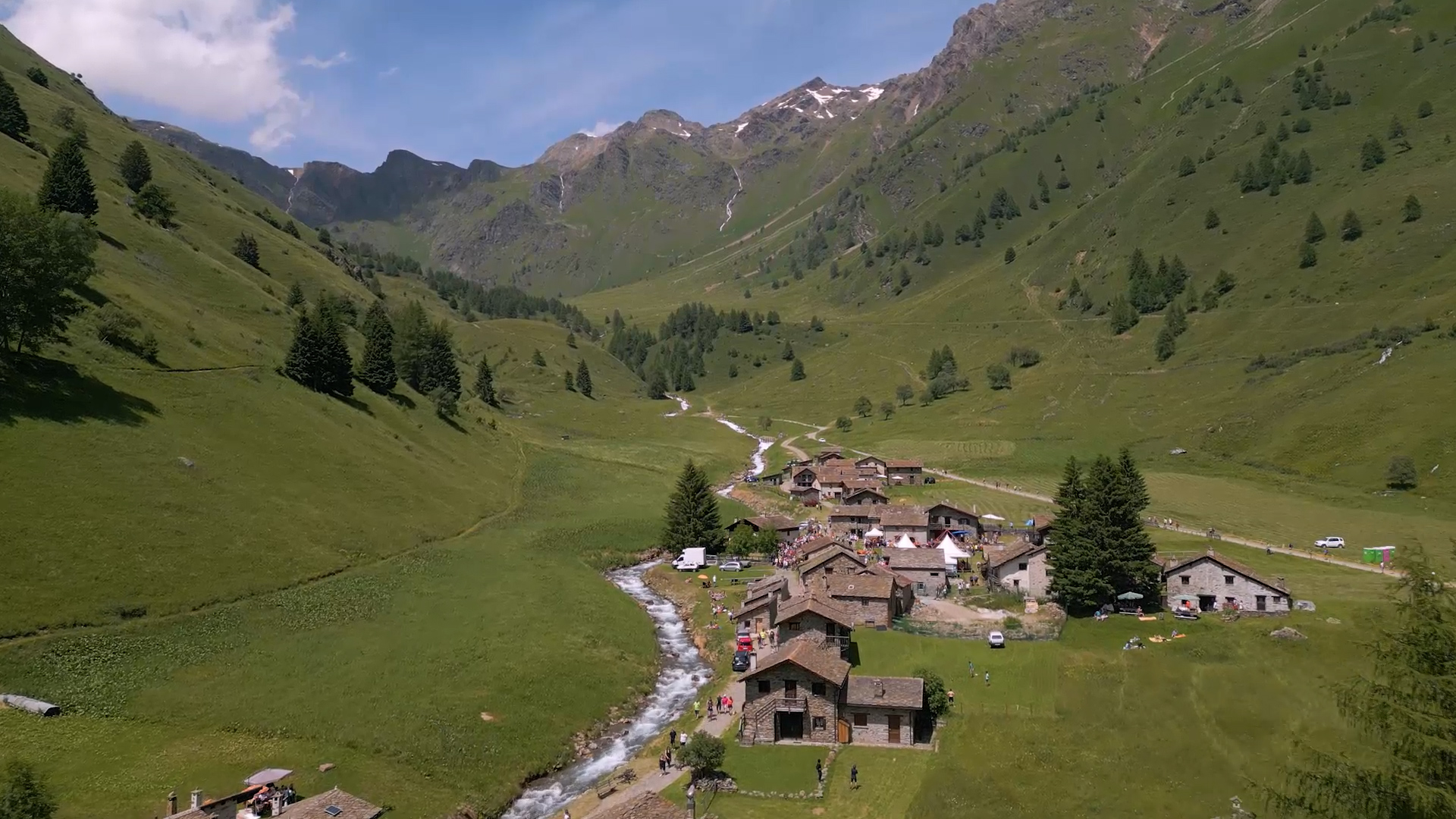Ponte di Legno-Tonale, la magia della montagna vive anche d'estate