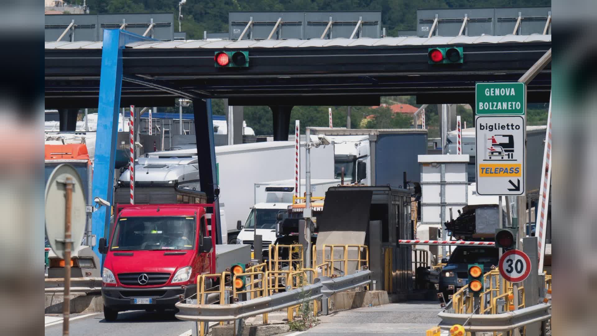 Grande esodo, Liguria sotto pressione: sabato da bollino nero, sotto osservazione Aurelia e SS 45 Val Trebbia