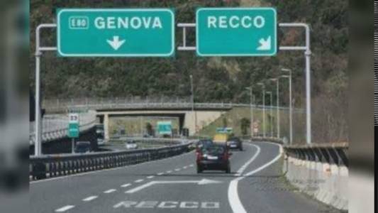 A12, incidente tra Genova Nervi e Genova Est, disagi fino a tarda mattinata con coda di 7 km