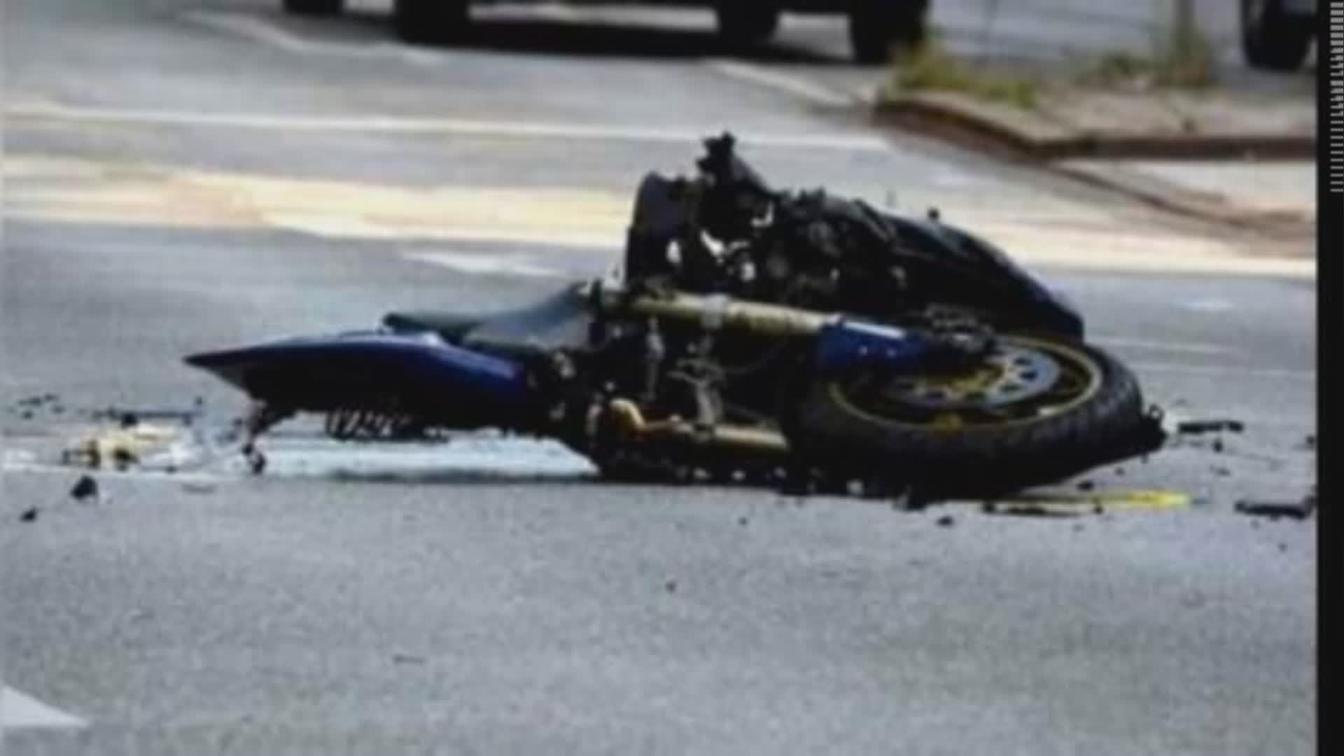 Spotorno, incidente in A10: muore motociclista, in gravi condizioni la passeggera