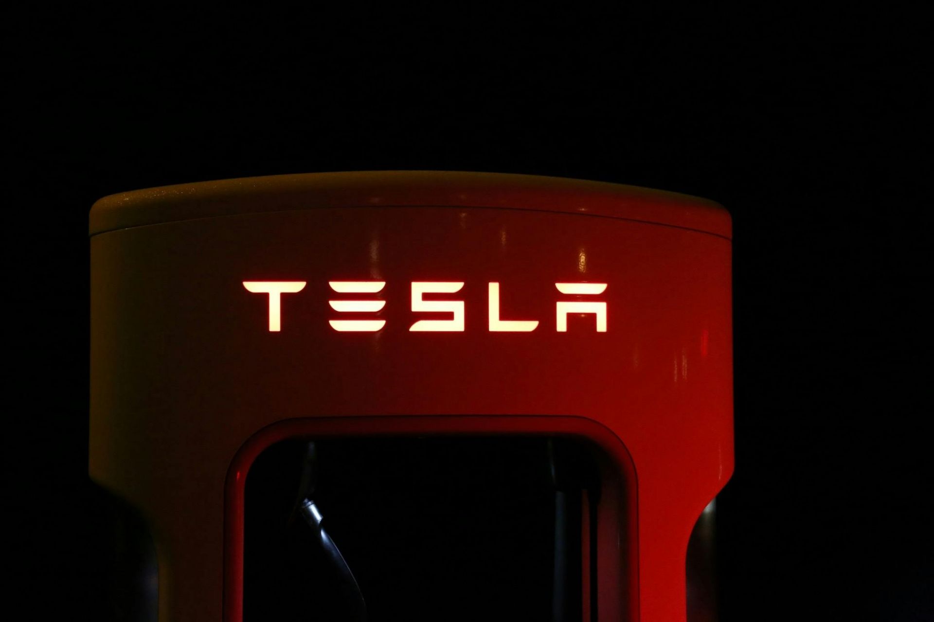 Fotovoltaico, Tesla prepara lo sbarco sul mercato britannico