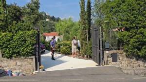 Uxoricidio alla Spezia, Efeso si è tolto il braccialetto dopo il delitto