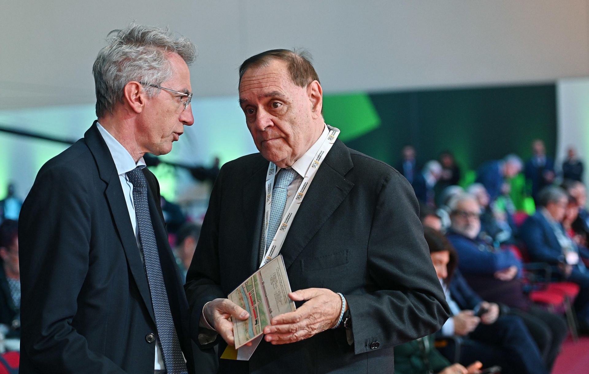 Benevento, il sindaco Mastella chiede a Salvini interventi contro l’inquinamento da traffico aereo