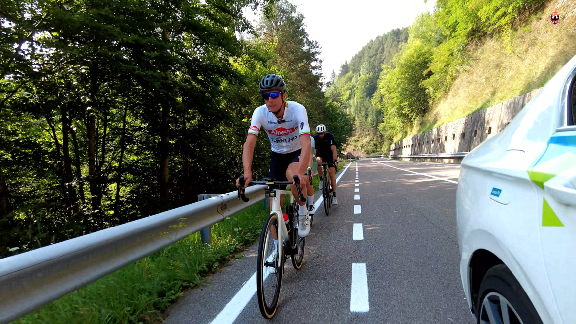 Trentino, presentata la campagna per la sicurezza stradale con le nuove corsie ciclabili urbane