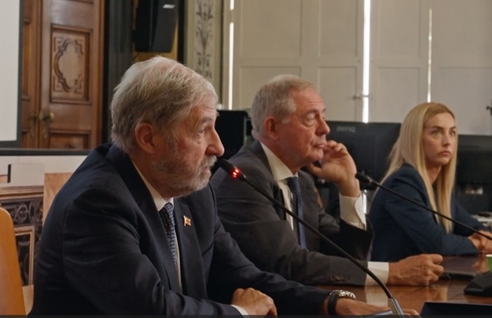 Forno elettrico per ex Ilva di Genova, le reazioni della politica