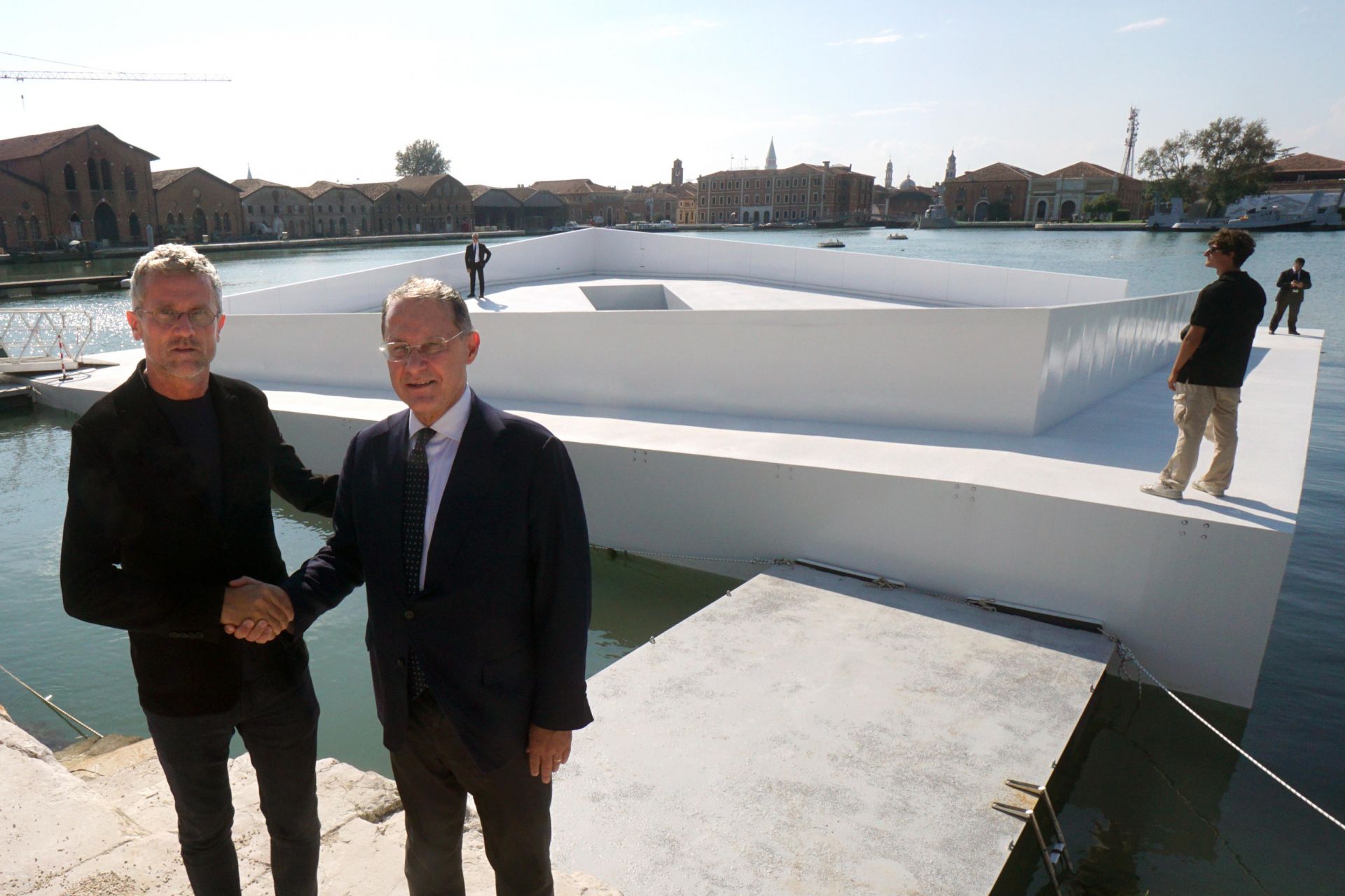 Venezia, inaugurata la 'piazza galleggiante' che sarà Padiglione Italia a Cop30