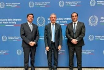 Industria automobilistica: vertice Urso-Stellantis al Mimit, sul tavolo il futuro della filiera nazionale