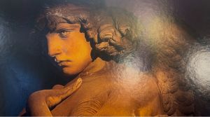 Il fascino dell'ignoto: Vittorio Puccio "dona" la vita con il colore a 13 sculture del cimitero di Staglieno