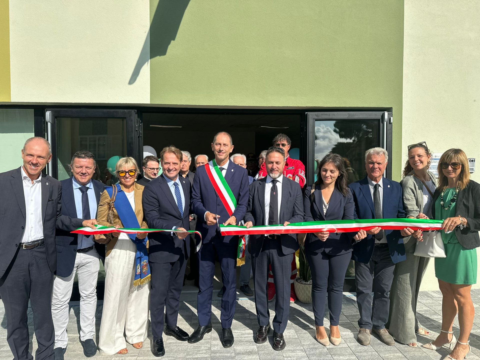 Diano Marina, inaugurata la nuova scuola dell’infanzia. Vicepresidente Piana: “Un investimento sul futuro dei bambini”