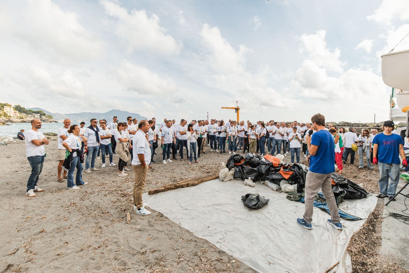 Genova: pulizia delle spiagge a Sturla il 18 settembre, cittadini e volontari in azione per l’ambiente